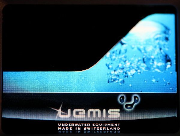 UEMIS SDA ダイビングコンピュータ Firmware Update